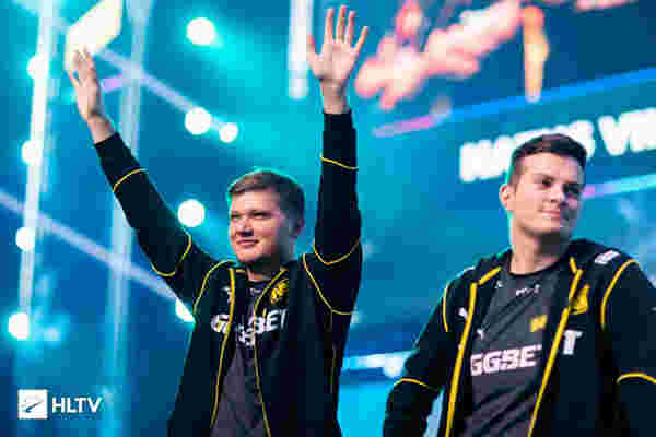 浦在英超完 浦在英超完