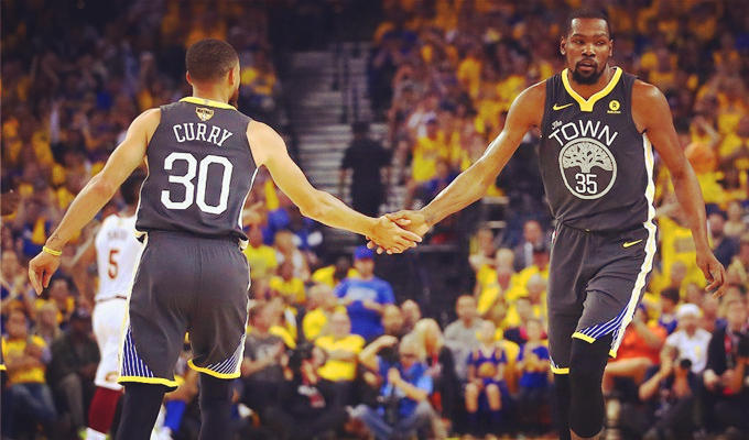 比赛中脱颖 比赛中脱颖