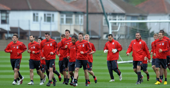 卫冕路上依 卫冕路上依